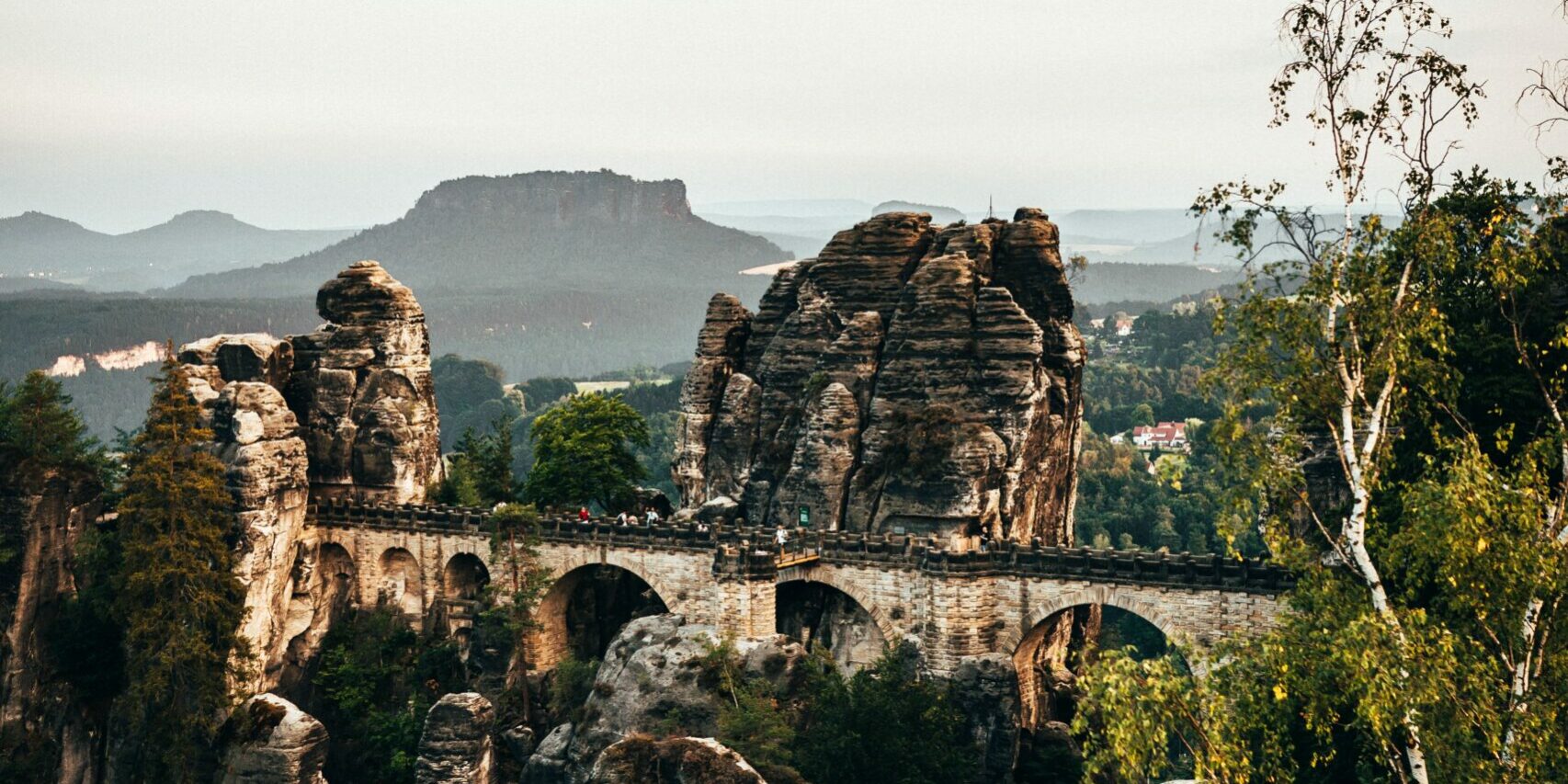 paul-meckes-374VaQPk4lE-unsplash